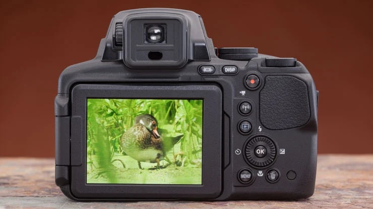 Coolpix P900 digital camera review: